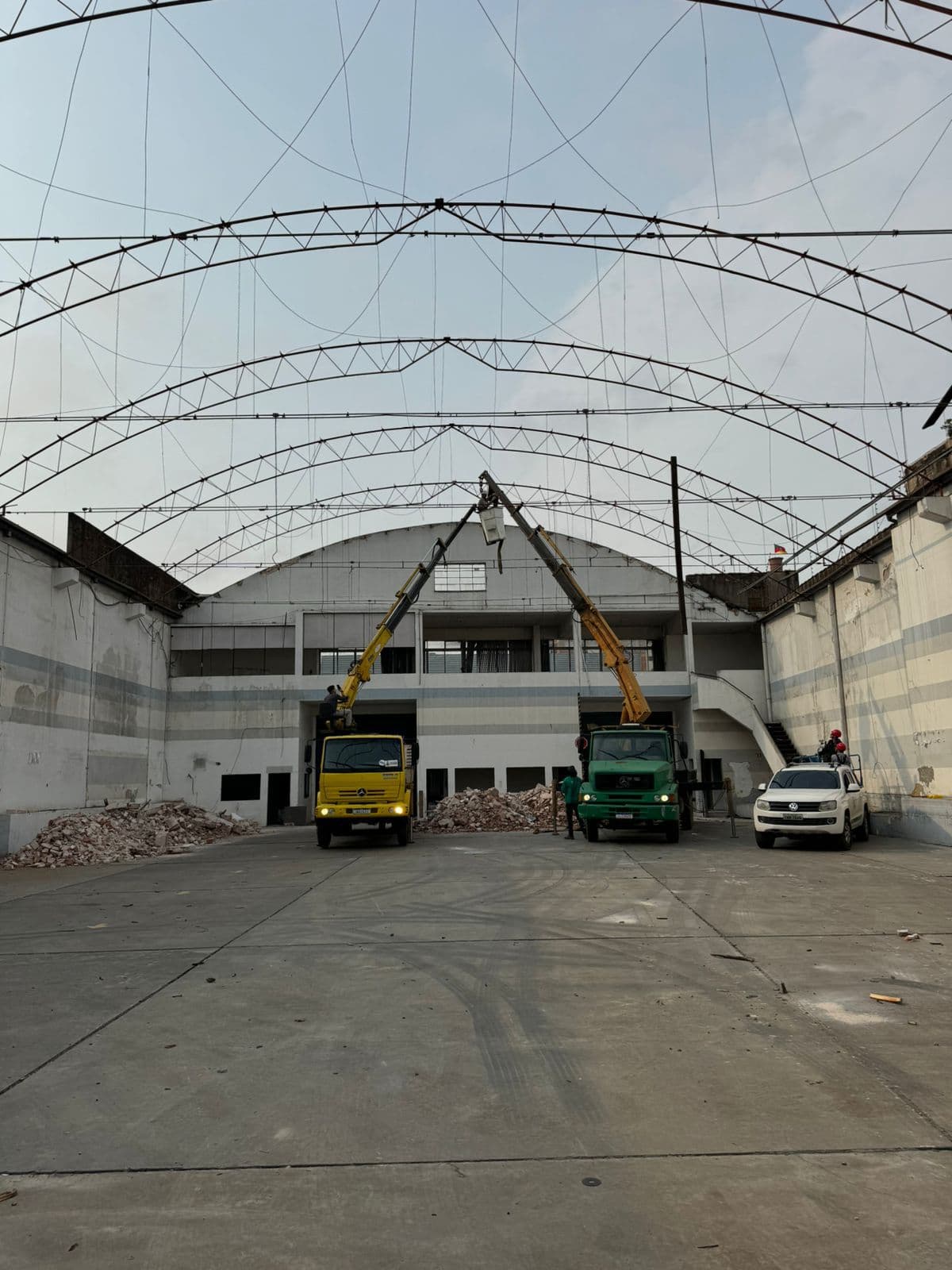 Desmontagem de Estrutura Metálica - Foto 6